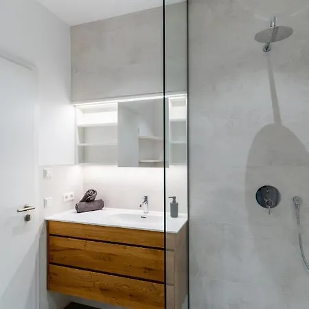 Handmade I Modern I Luxury I Kitchen I Home Office I Parkplatz Хольцгерлинген Экстерьер фото
