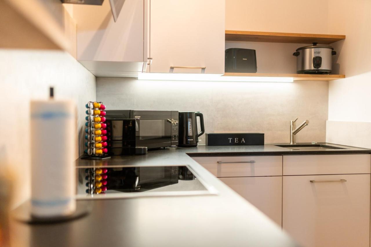 Handmade I Modern I Luxury I Kitchen I Office I Parkplatz *